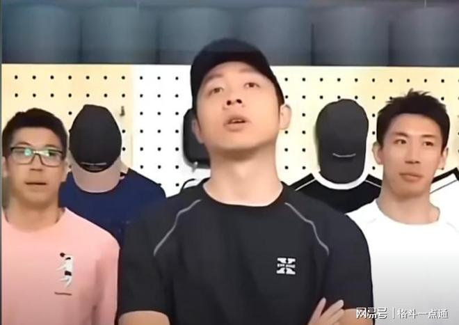 目中泪谈巴黎奥运会女单梦想。不朽情缘模拟器孙颖莎在体育节(图2)